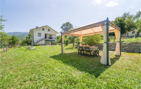 Three-Bedroom Holiday Home in San Pietro Vara -SP-